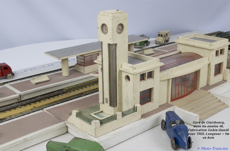 Gobin-Daude-pour-TRIX-Gare-de-Clairbourg
